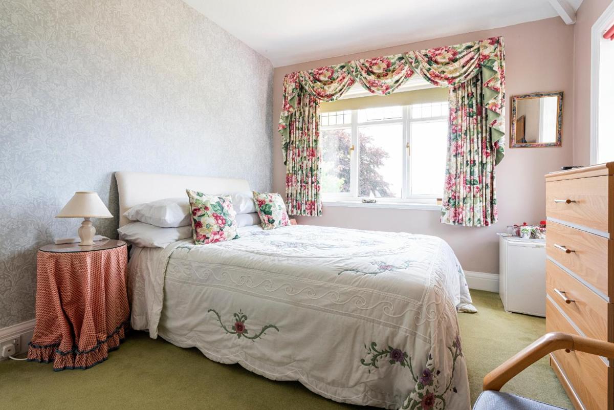 The Hillcrest - Housity