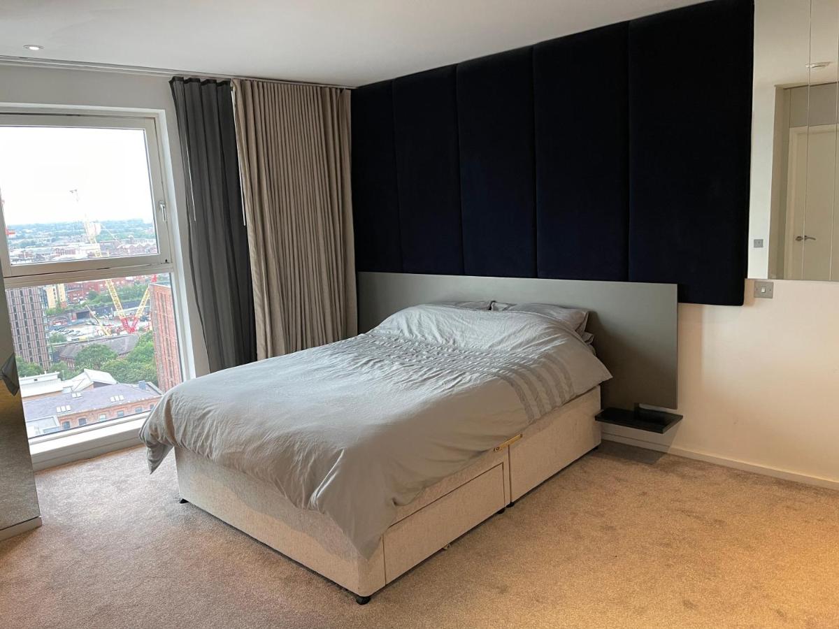 Luxury 3 bedroom Penthouse - Housity