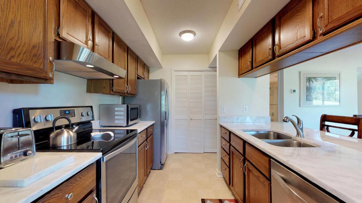 288 Turnberry Village - Housity