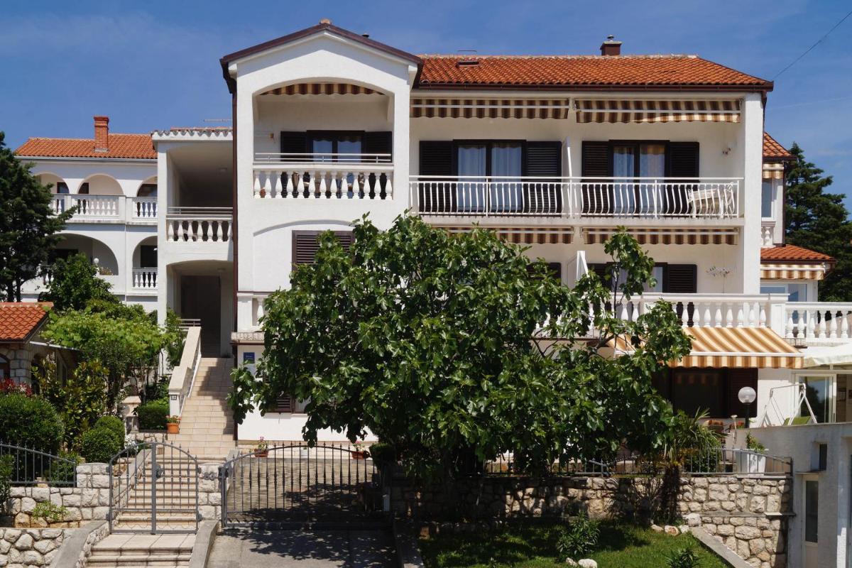 Apartments Lina - Housity