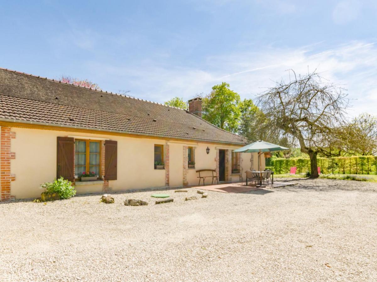 Gîte Piney, 4 pièces, 6 personnes - FR-1-543-129 - Housity