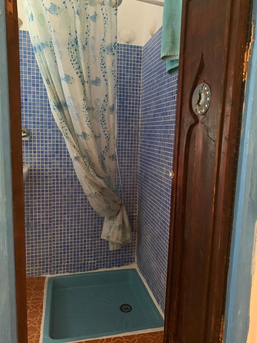 HATHOR ,Casa marroquí con dos terrazas en la Medina antigua , ideal parejas!! WIFI!! - Housity