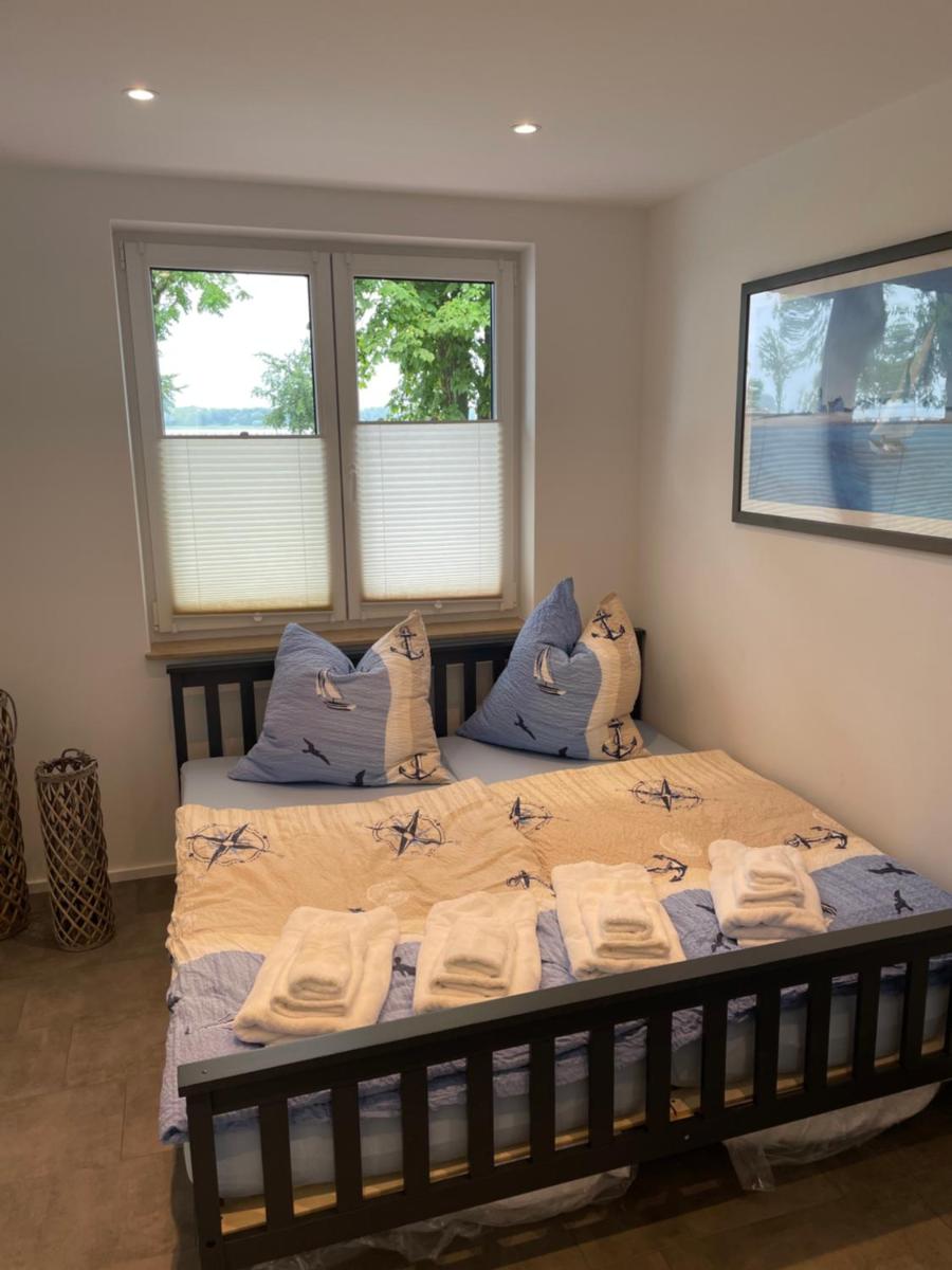 Ferienwohnung NORA mit Blick auf den Ribnitzer See - Housity