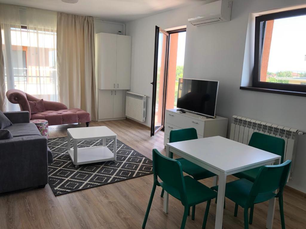 Skyline Snagov Lake Apartments - Club Lac Snagov - Housity