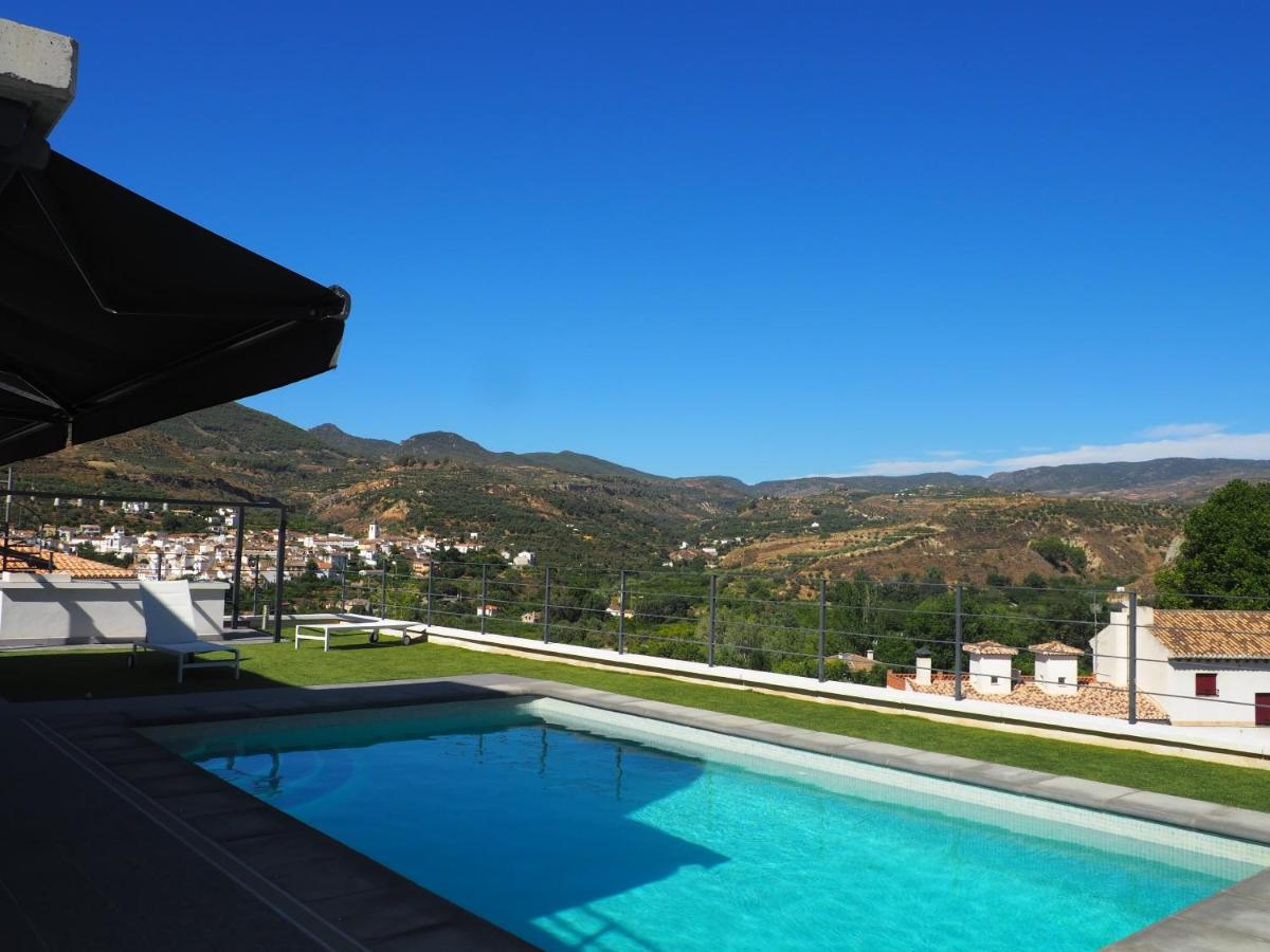 La Casa en el Valle, 5 bedroom villa with private pool - Housity