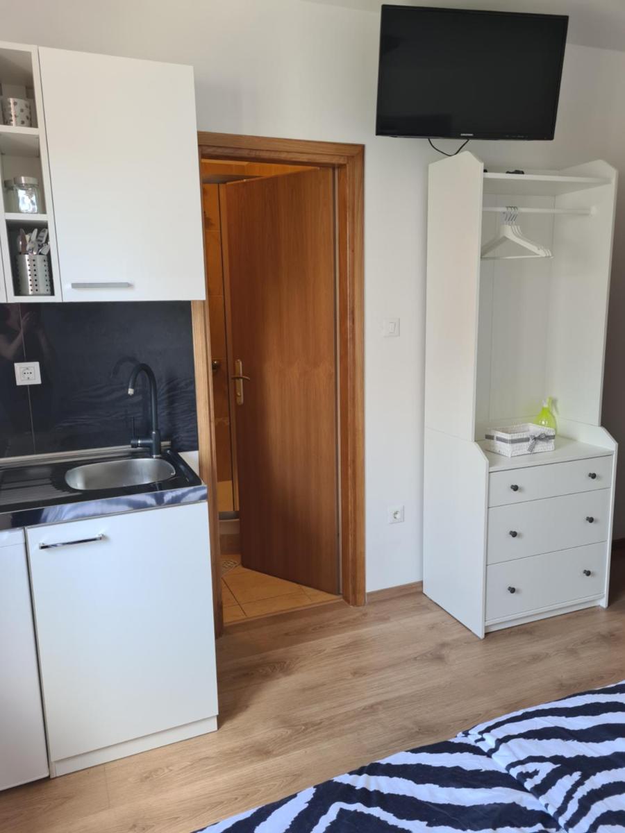 Apartments Petrovic - Housity