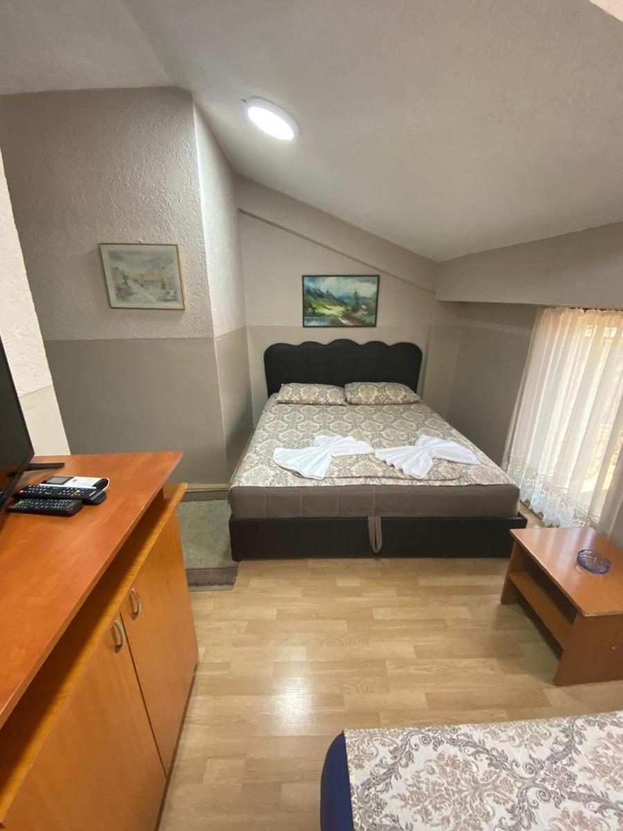 Hotel Santos - Housity