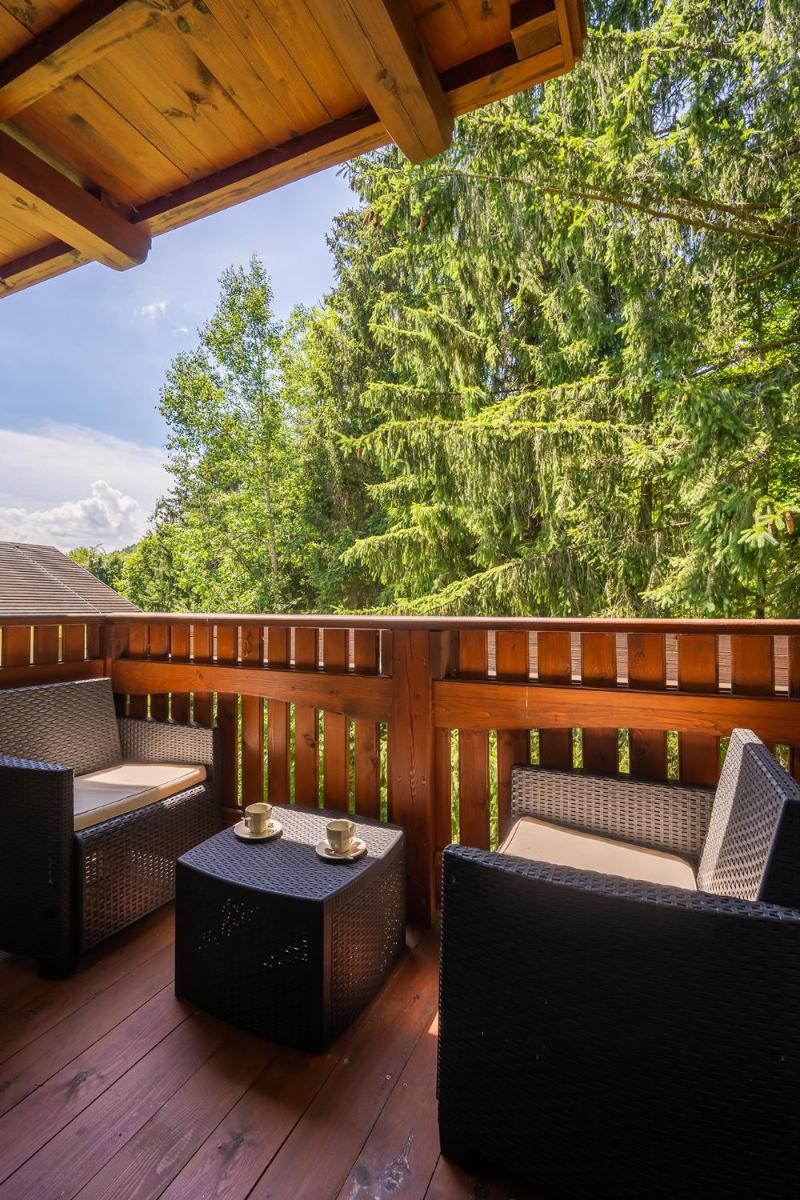 Apartment Emilka Tále-Wellness 5 min-Balcony-Hiking-View - Housity