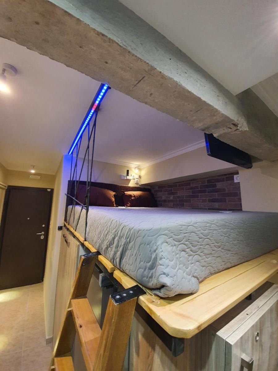 Athens Cozy Studio 30 Sq m semi basement - Housity