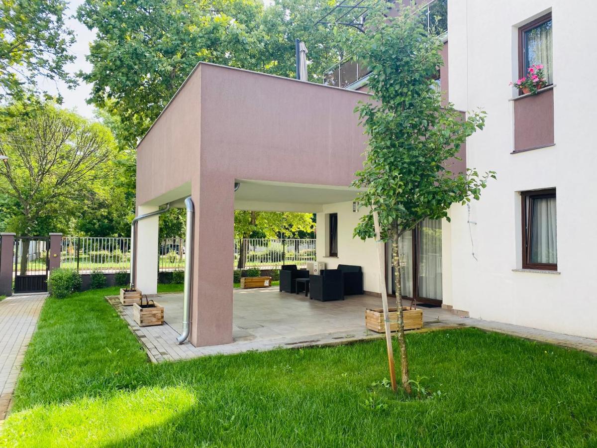Liszt Ferenc Apartments - Housity