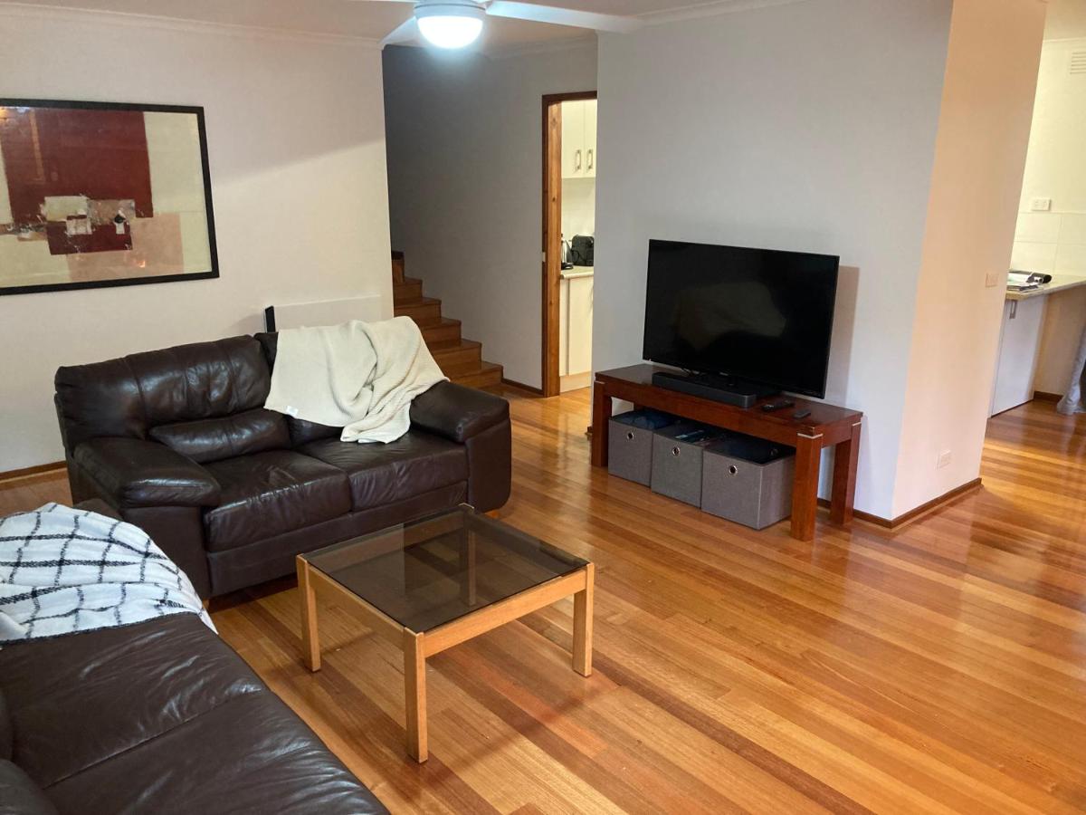 Centrum, Red Hill South. - Housity