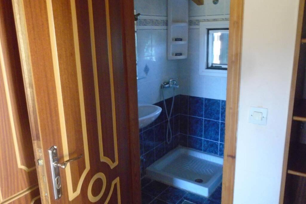 Eleni's house in Valanio - Housity