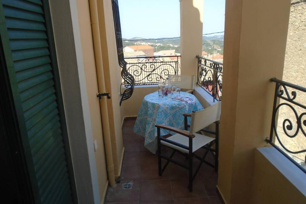Eleni's house in Valanio - Housity