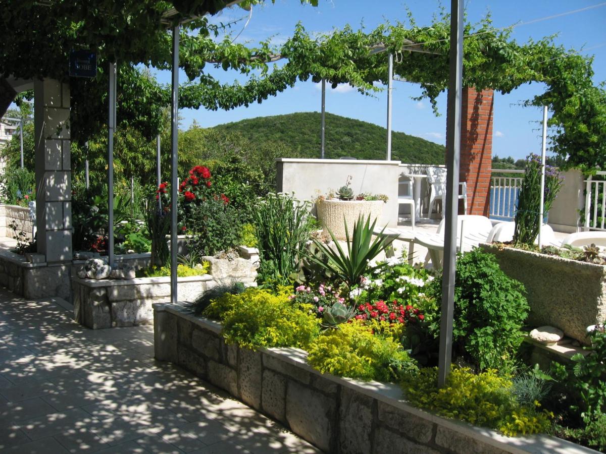 Shell Bay Apartments - Housity