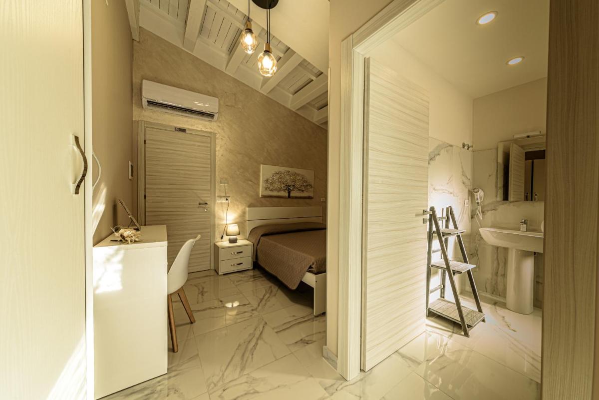 Corleone GUESTHOUSE - Housity