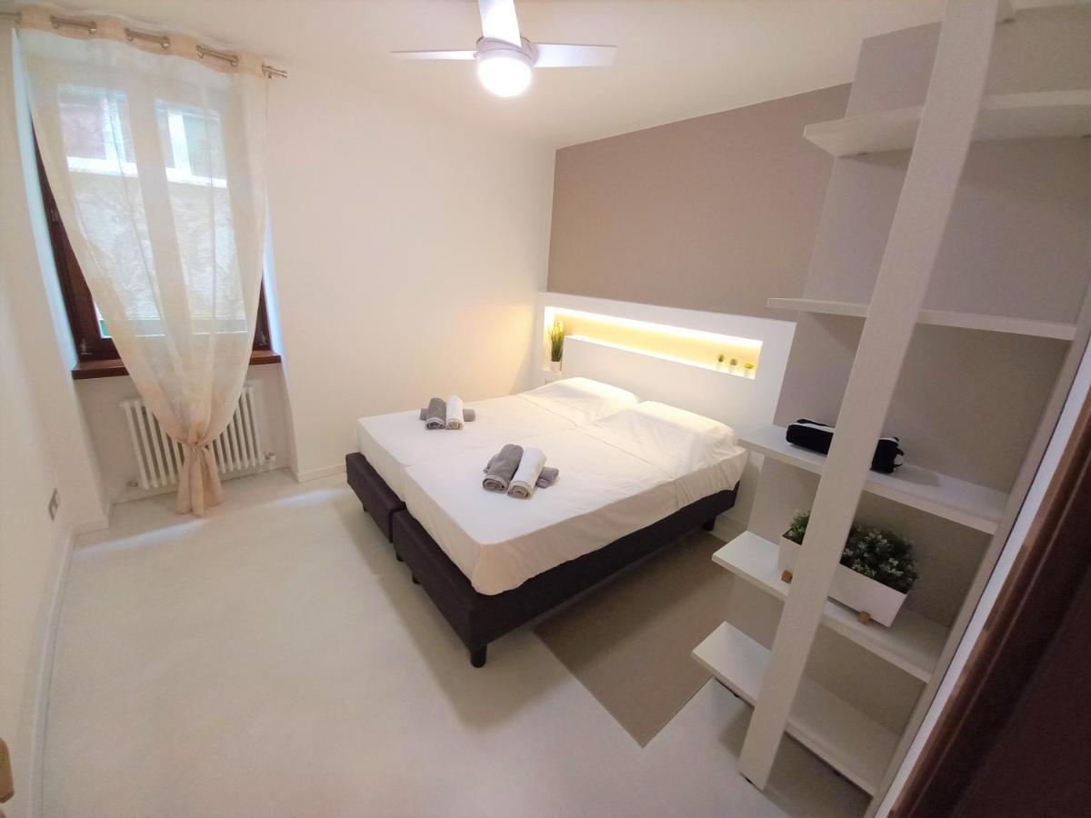 North Lake Riva Apartment, steps from the Garda lake - Housity