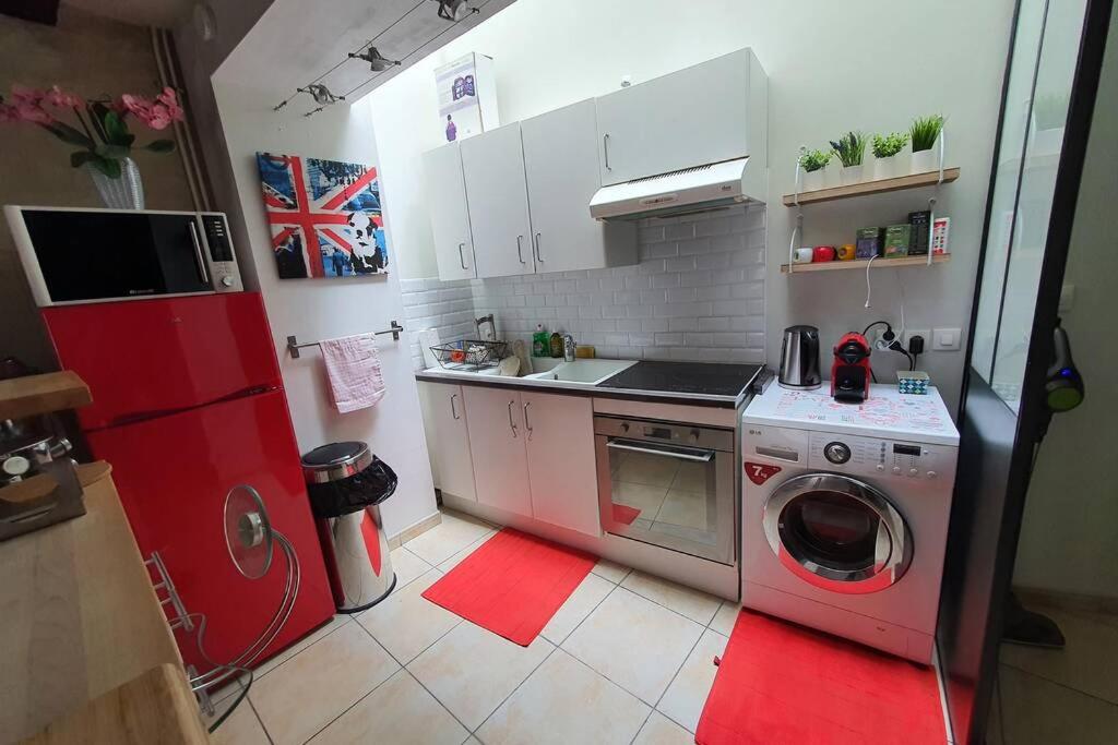 MAISON ENTIERE de 115m2 EN HYPER HYPER CENTRE AUX COEUR DES HALLES de TOURS de 2 à 7 PERSONNES - Housity