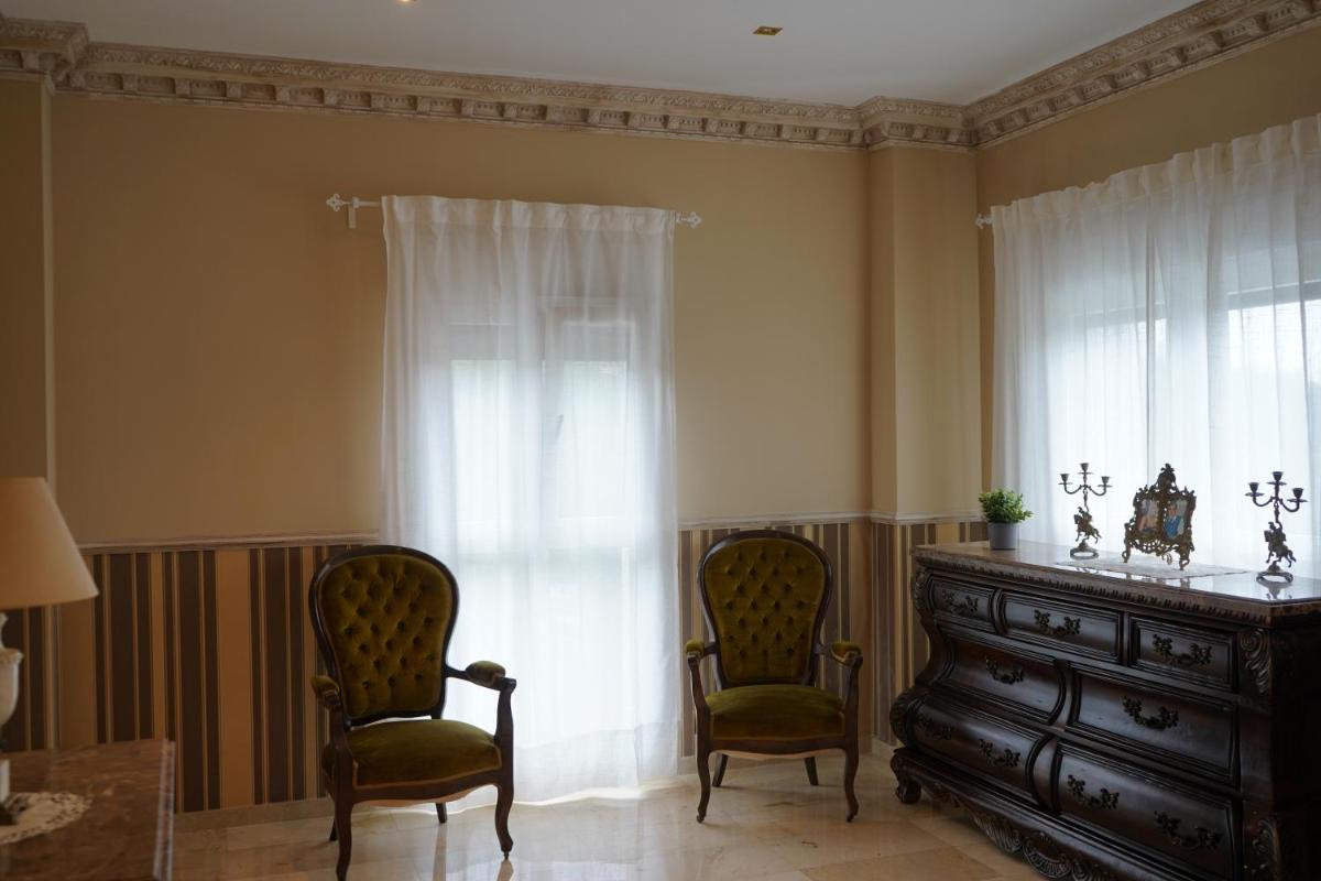 Rural Palace - Housity