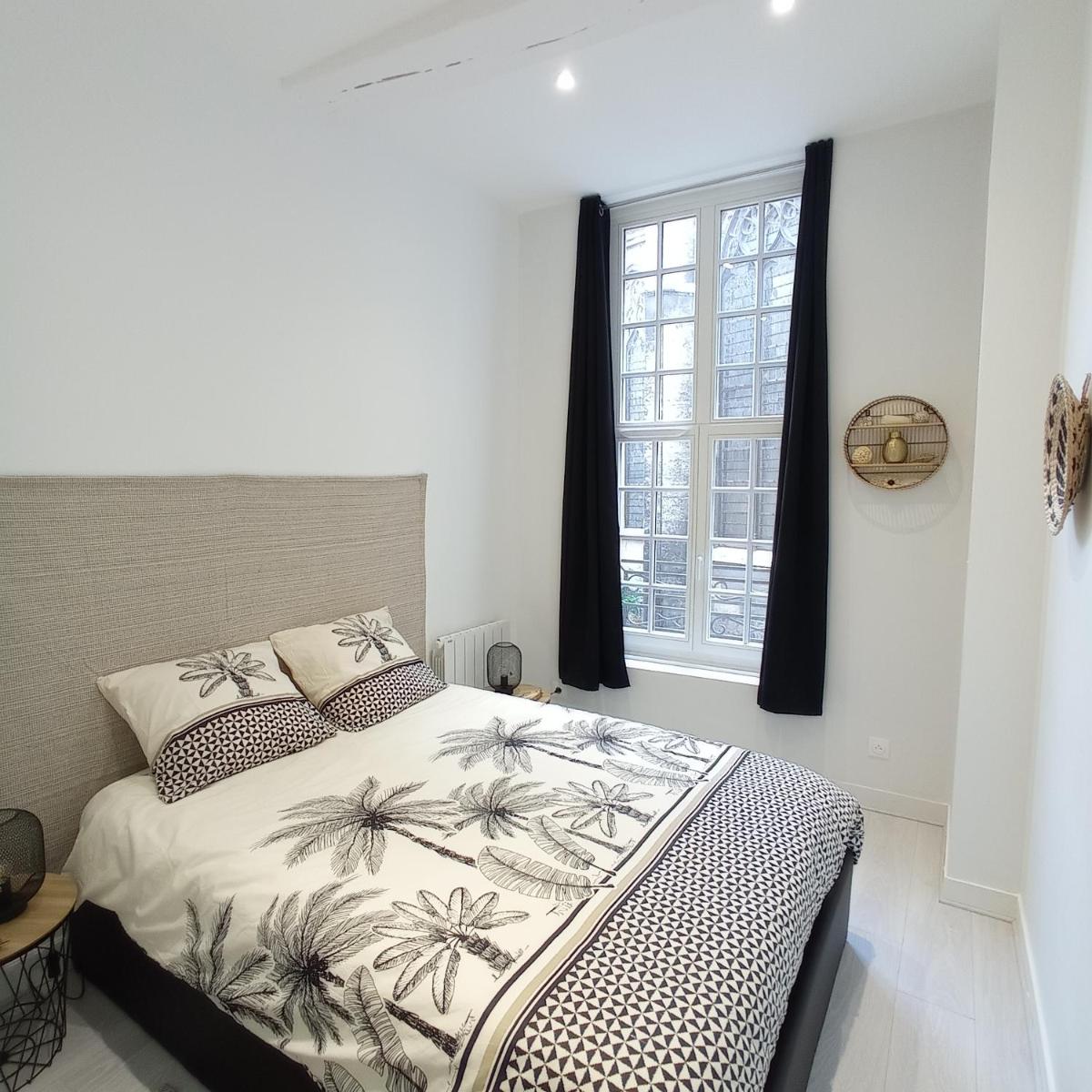Appart Coeur de Rouen - Place Saint-Maclou - Housity