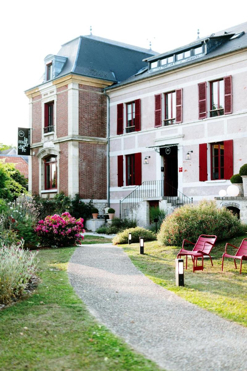 Hotel Restaurant La Musardiere - Housity