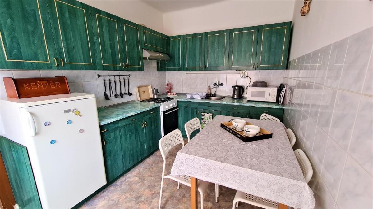 Suitetrails - Vitorlás Apartman
