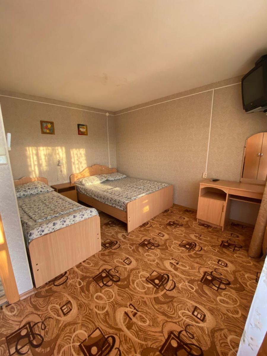 Guest house on Kubanskiy 15 - Housity
