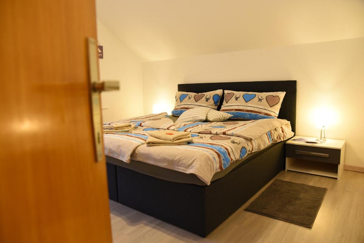 80 m2 Haushälfte, 3 Zimmer, Parkplätze, bis 6 Pers - Housity