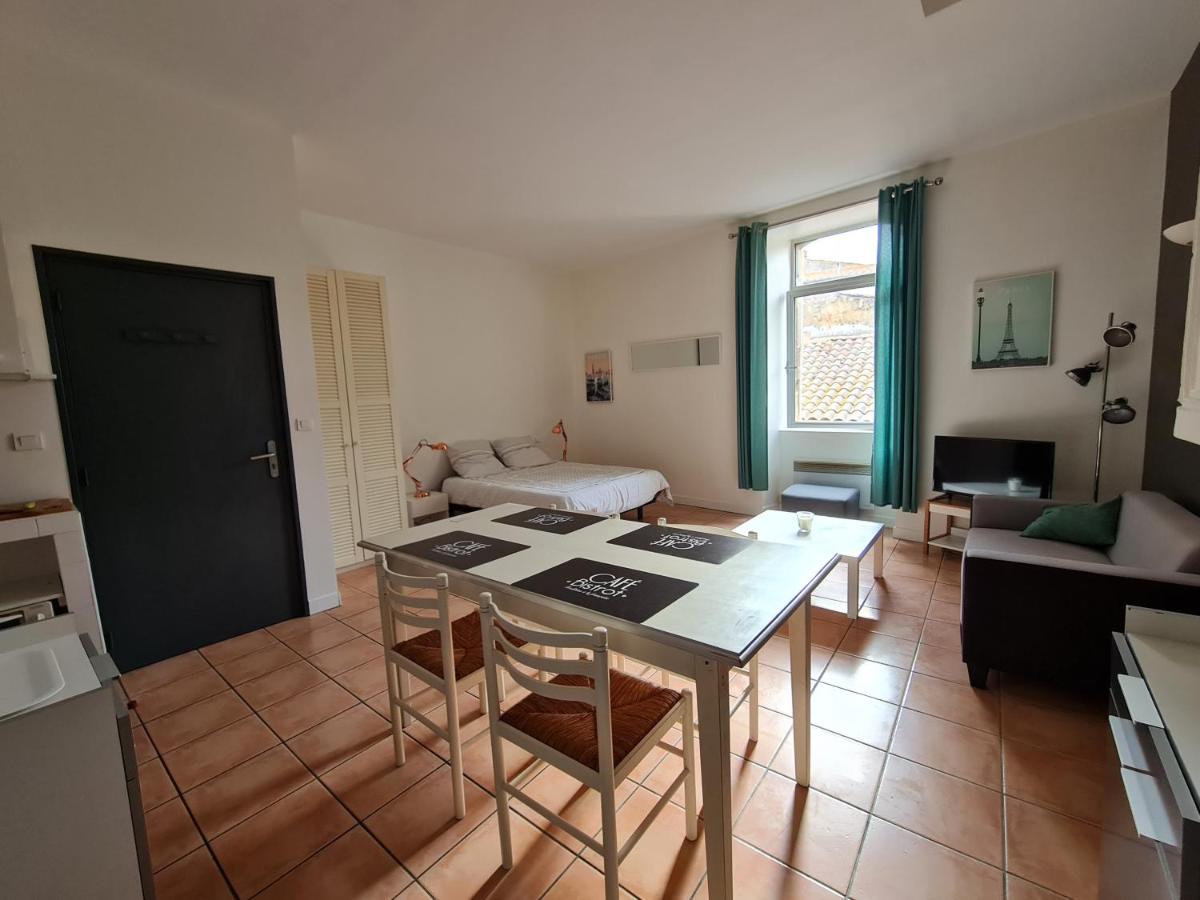 LE PRIEURE - STUDIOS jusqu'à 4 personnes - Housity