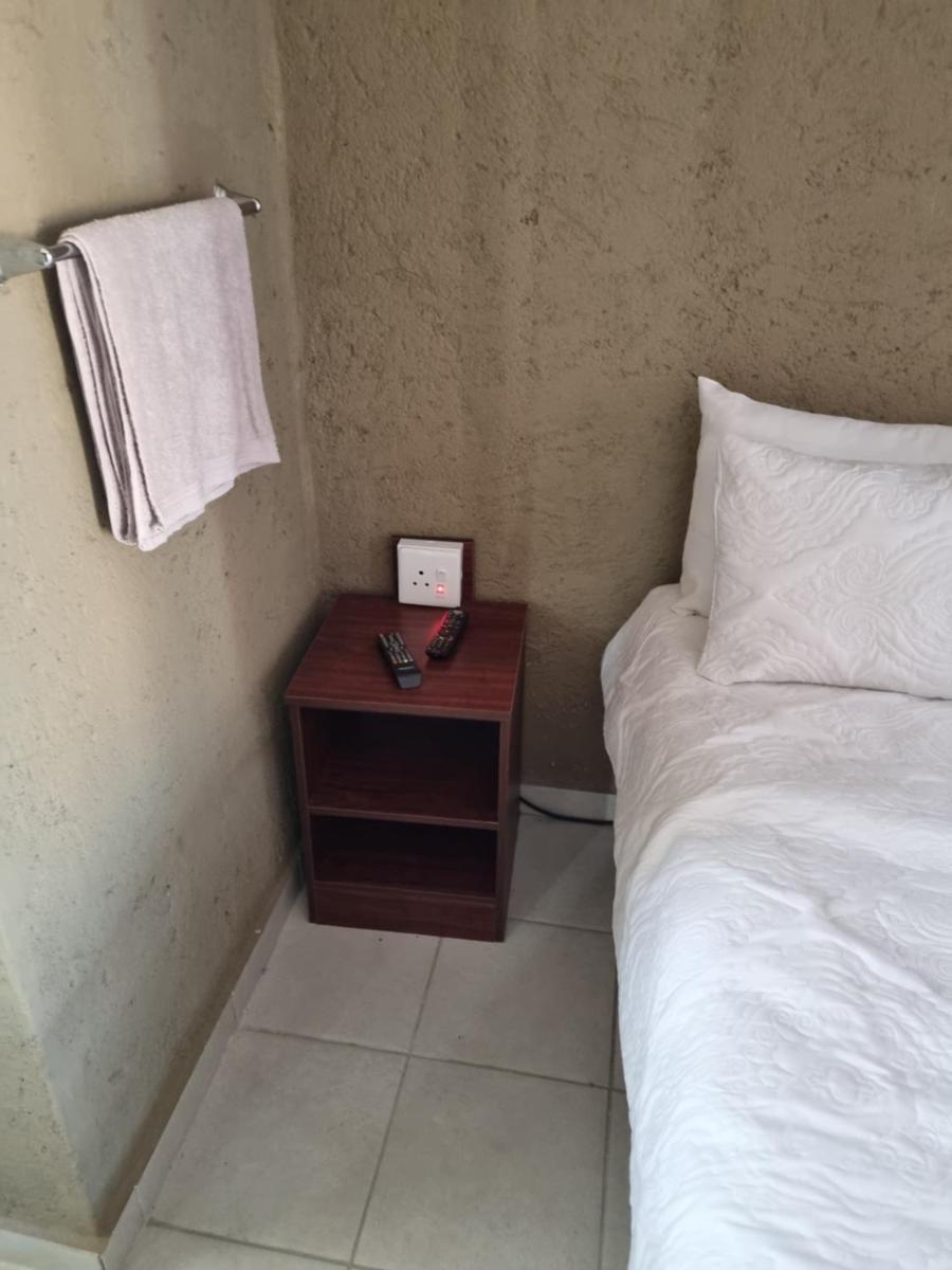 MANTSHO PERMACULTURE - Housity