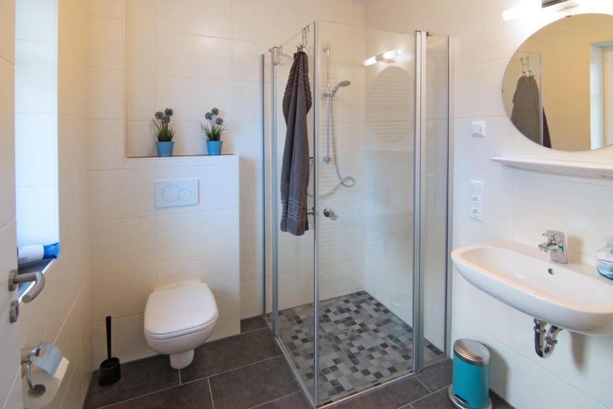 Ferienhaus-Lucky-bis-6-Personen-mit-Garten-und-Haustier - Housity