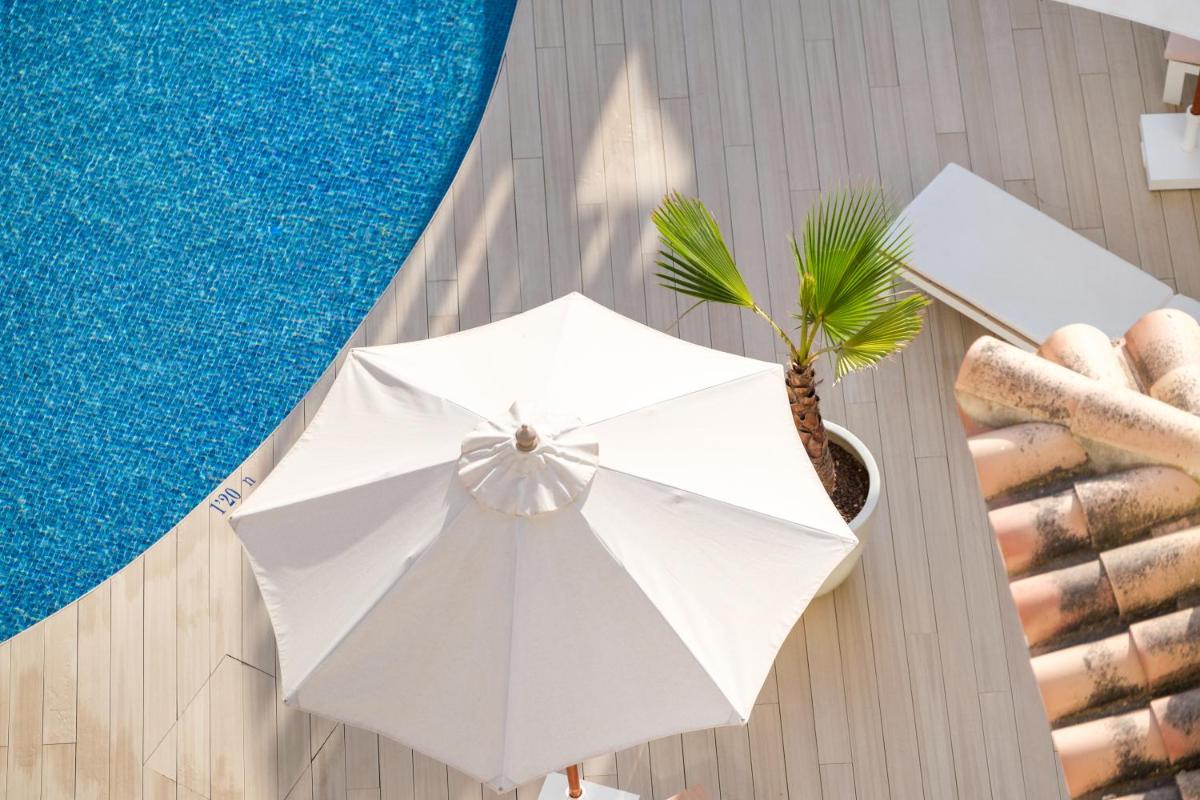 Imagen de la galería de Hotel Villa Chiquita - Adults Only - Over 12, en Colonia de Sant Jordi