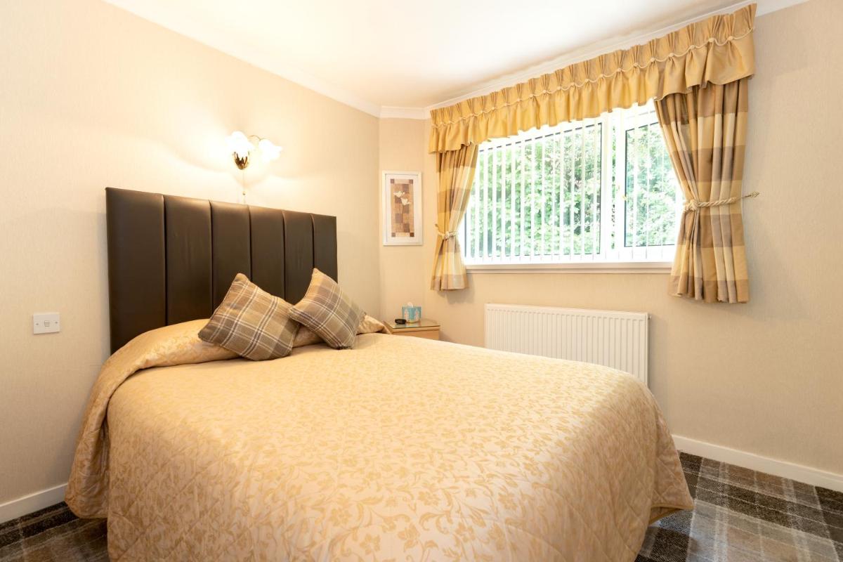 The Hill Hotel - Housity