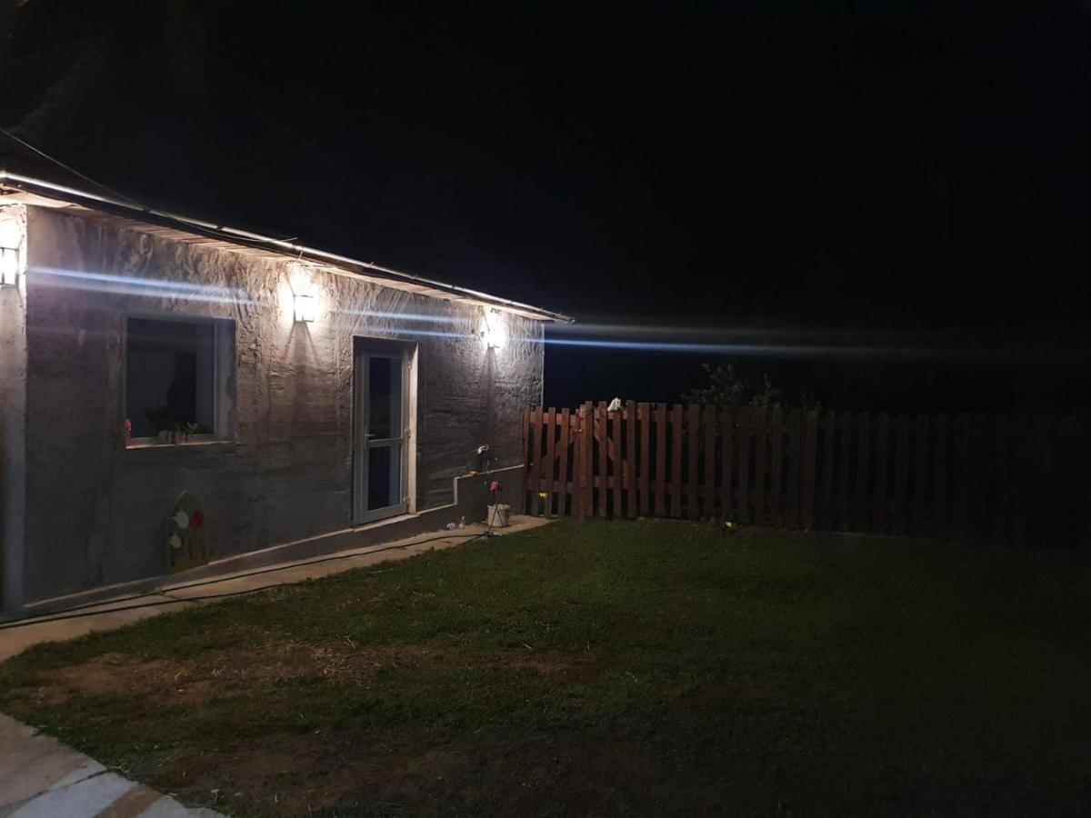 Casa fara Ganduri - Housity
