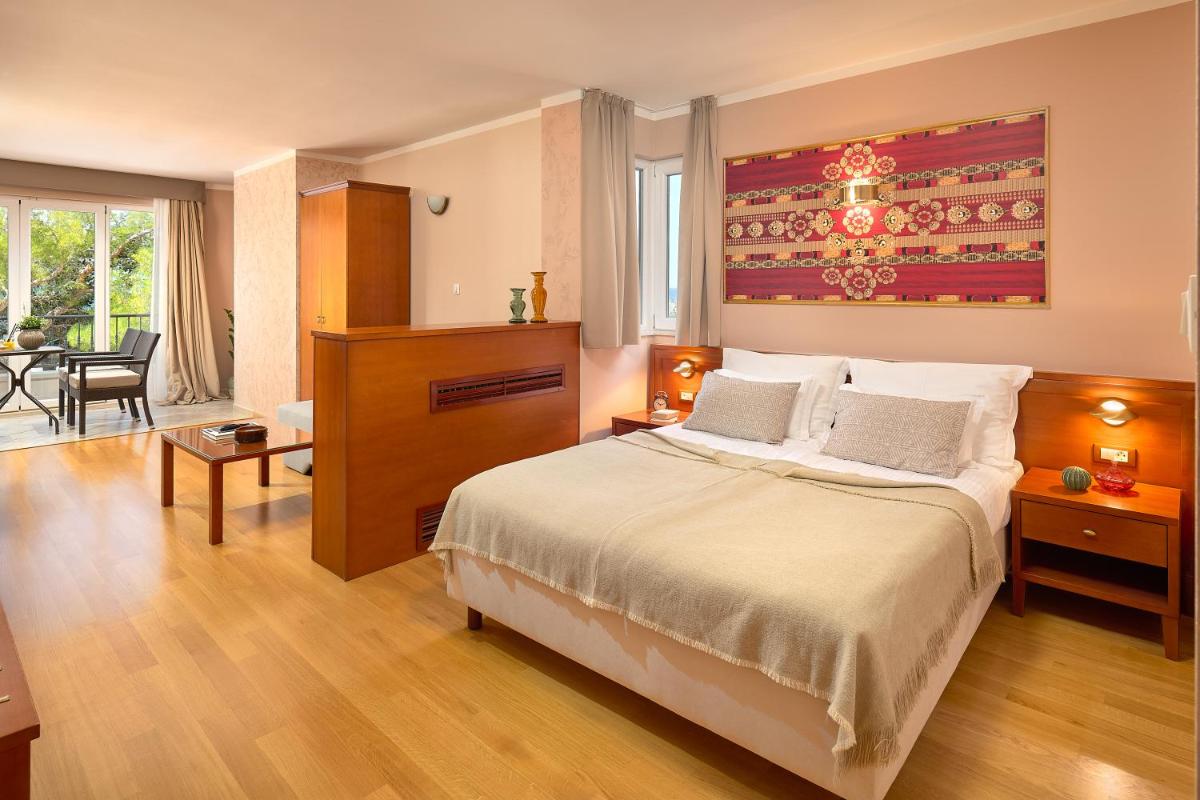 Villa Andrea - Housity