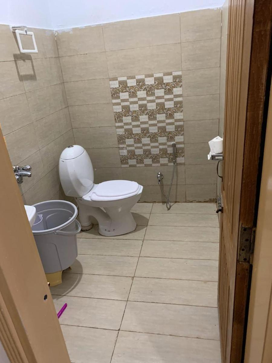 Cedar Vista Hotel - Housity