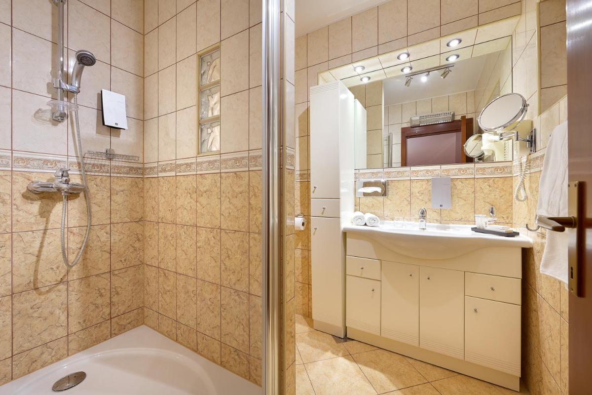 Villa Andrea - Housity