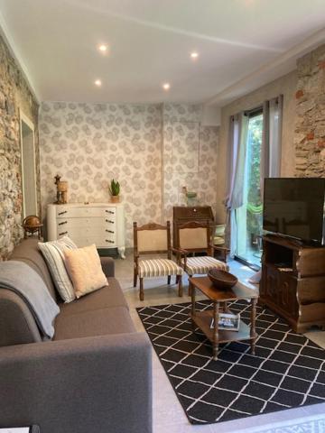 Villa Bacchetta - Stone Cottage - Housity
