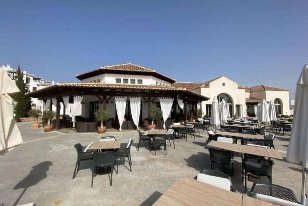 Suitetrails - Luxury 3 bedroom villa on El Valle Golf Resort
