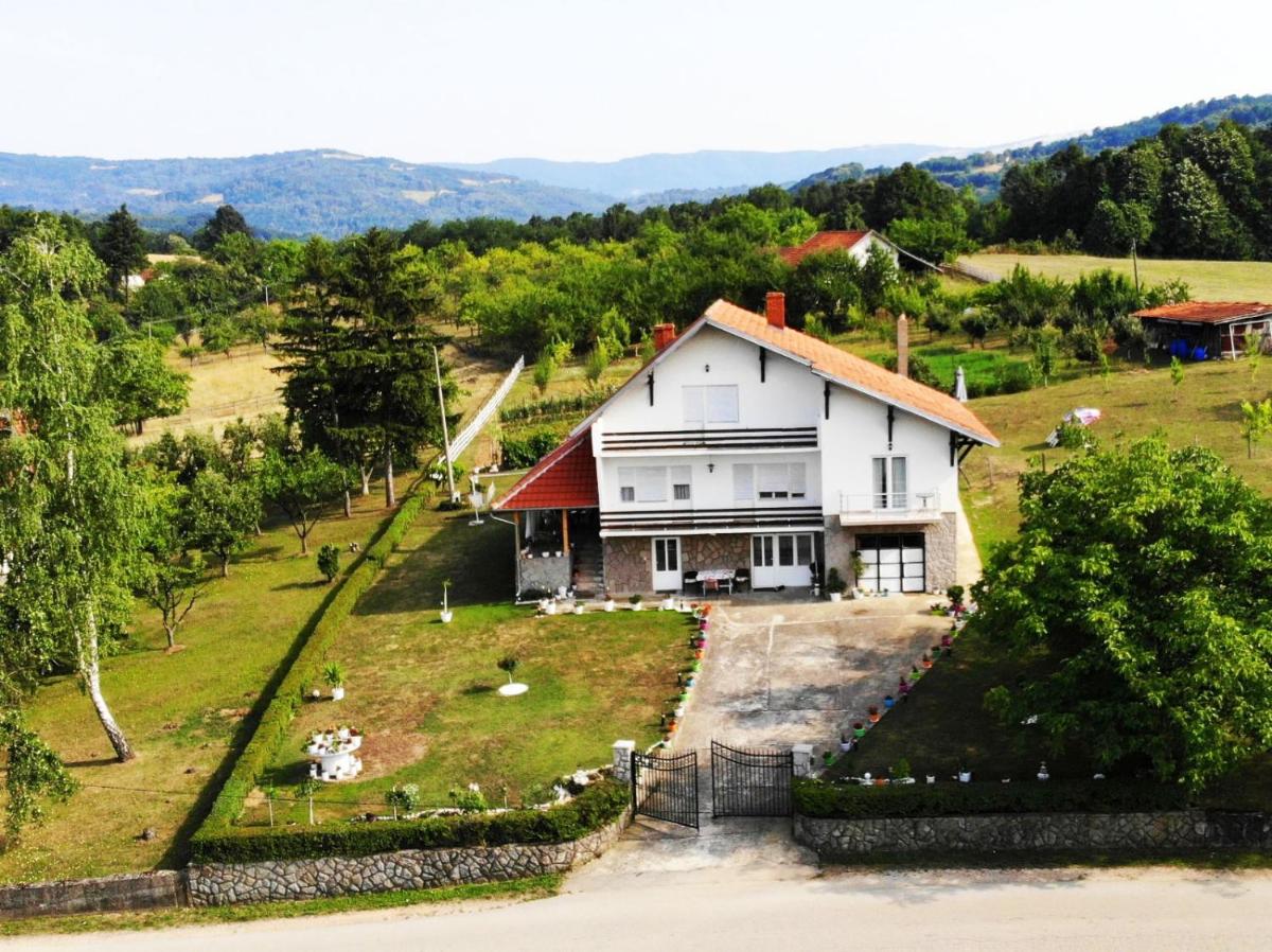 Odmor na selu Babajić - Housity