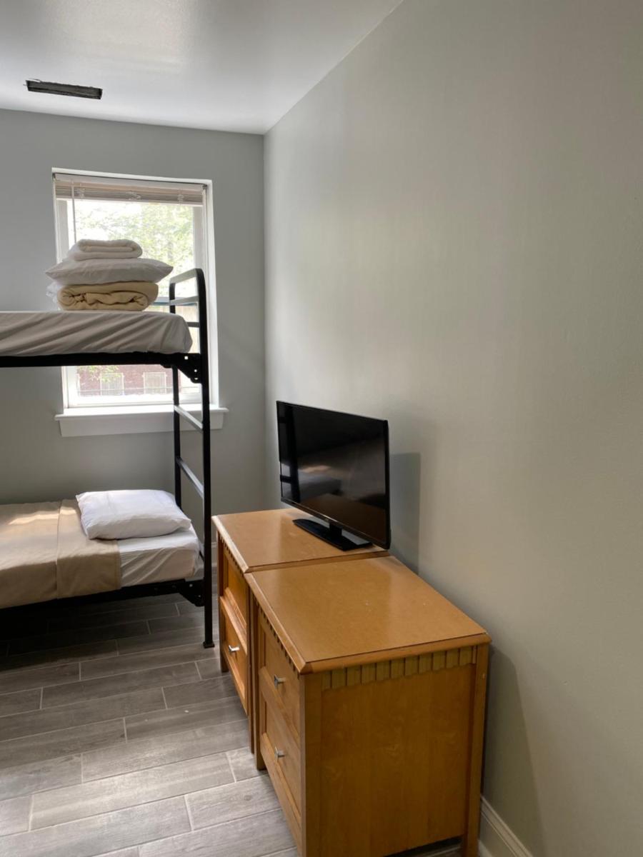 DC International Hostel 1 - Housity