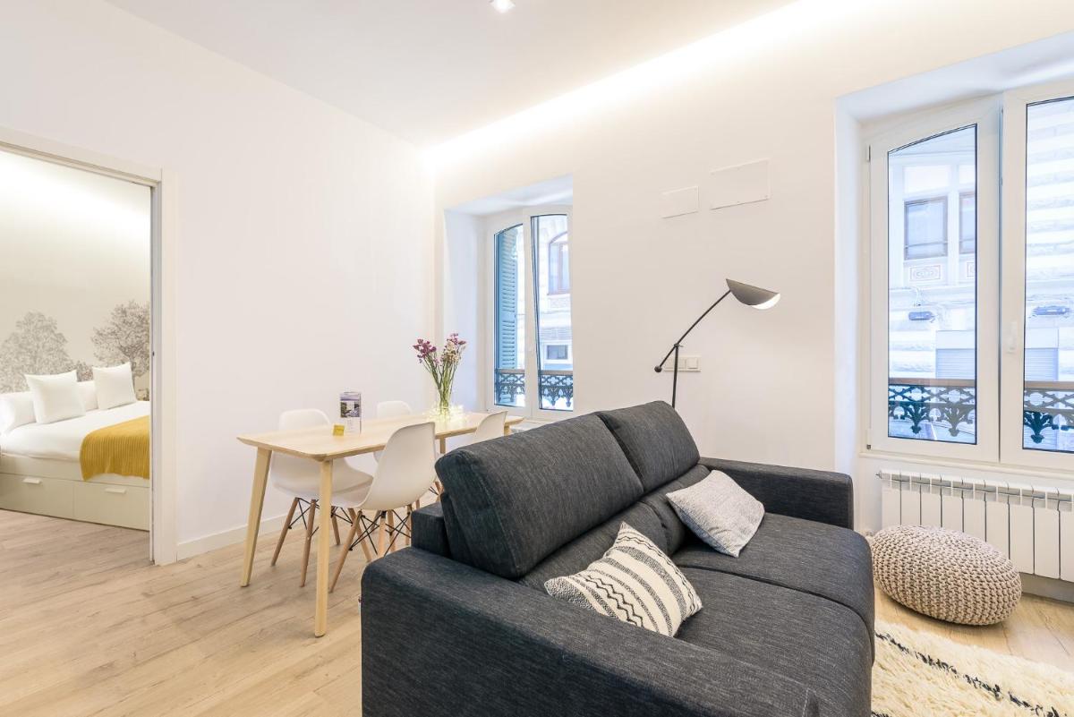 Paris La Concha - IB Apartments - Hizvo