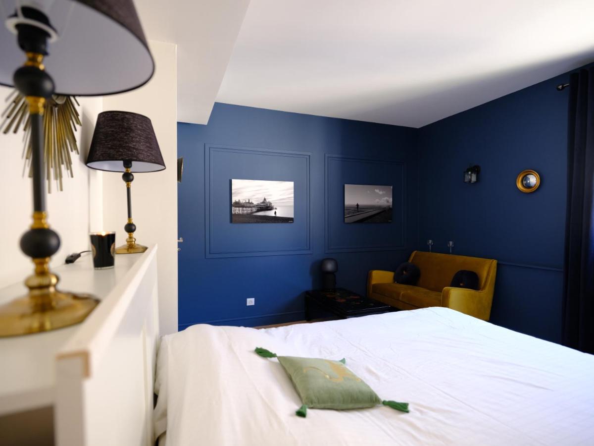 Le Floreal, great quiet appt in very town center - Housity