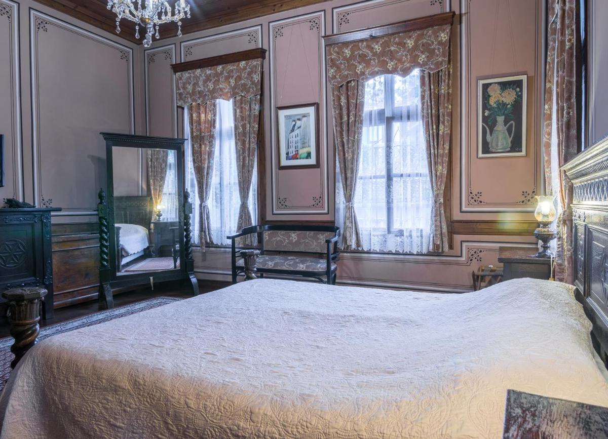 Old Legends Hotel - Hizvo