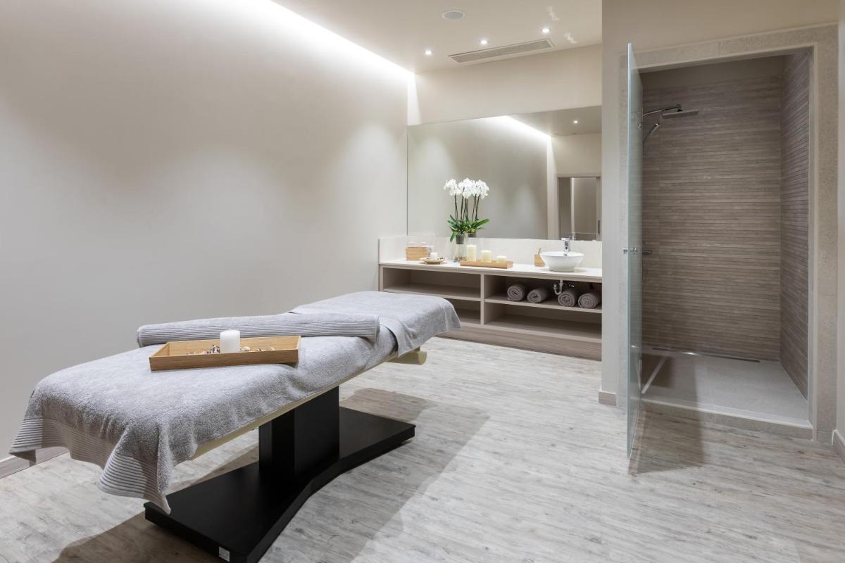 Spa o instalaciones de bienestar en Hotel RIU Garoé