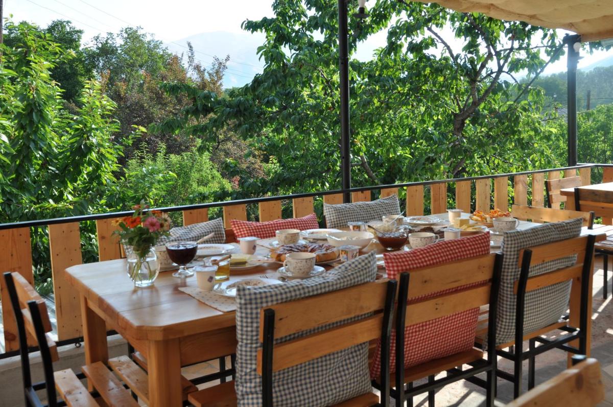 Suitetrails - Under the Walnut Tree B&B