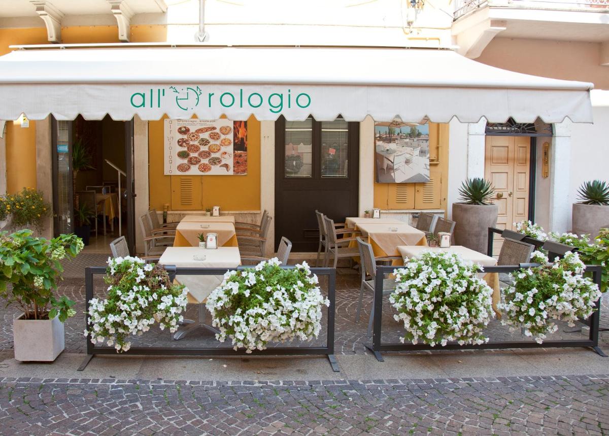 Aparthotel All'Orologio - Housity