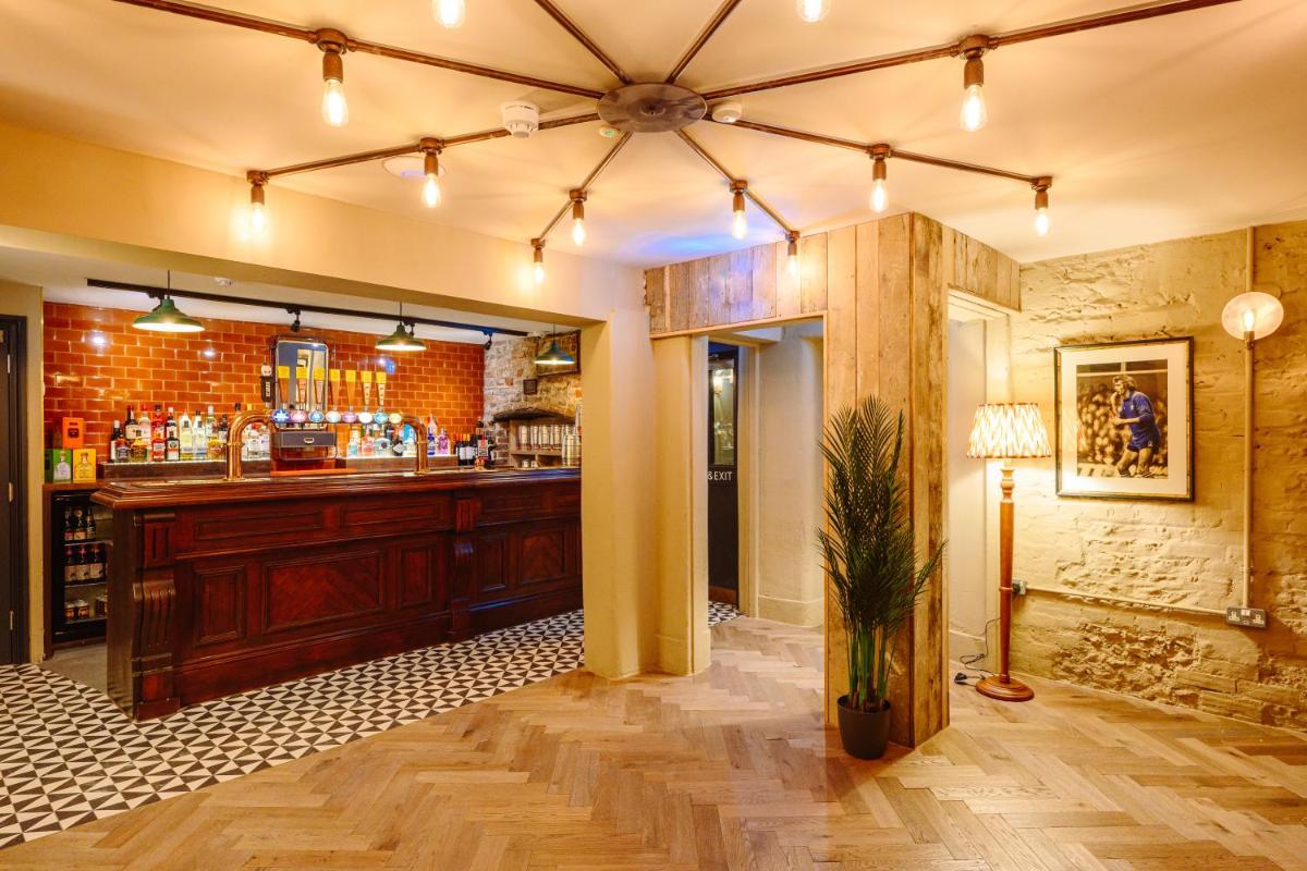 Brewhouse and Kitchen - Housity