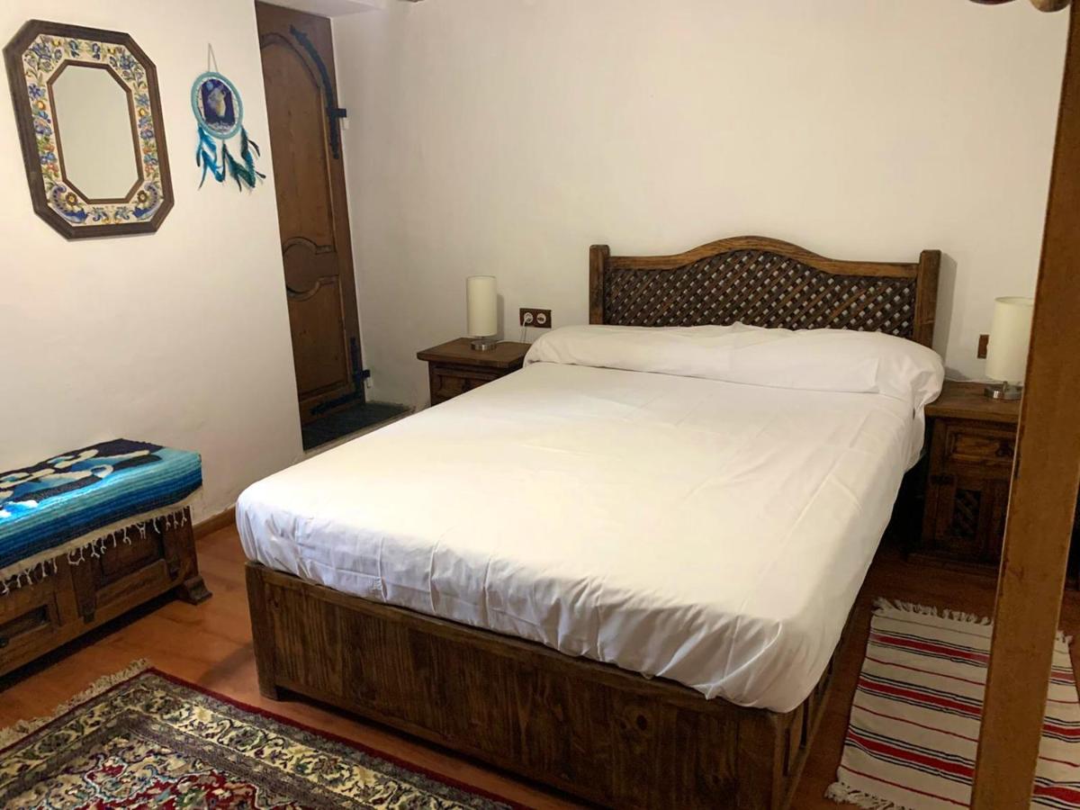 10 bedrooms villa with private pool jacuzzi and enclosed garden at Querol - Housity