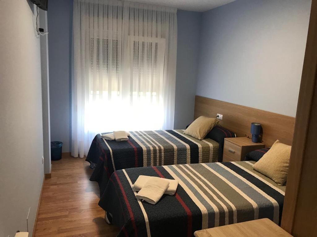 Pensión Santirso - Housity
