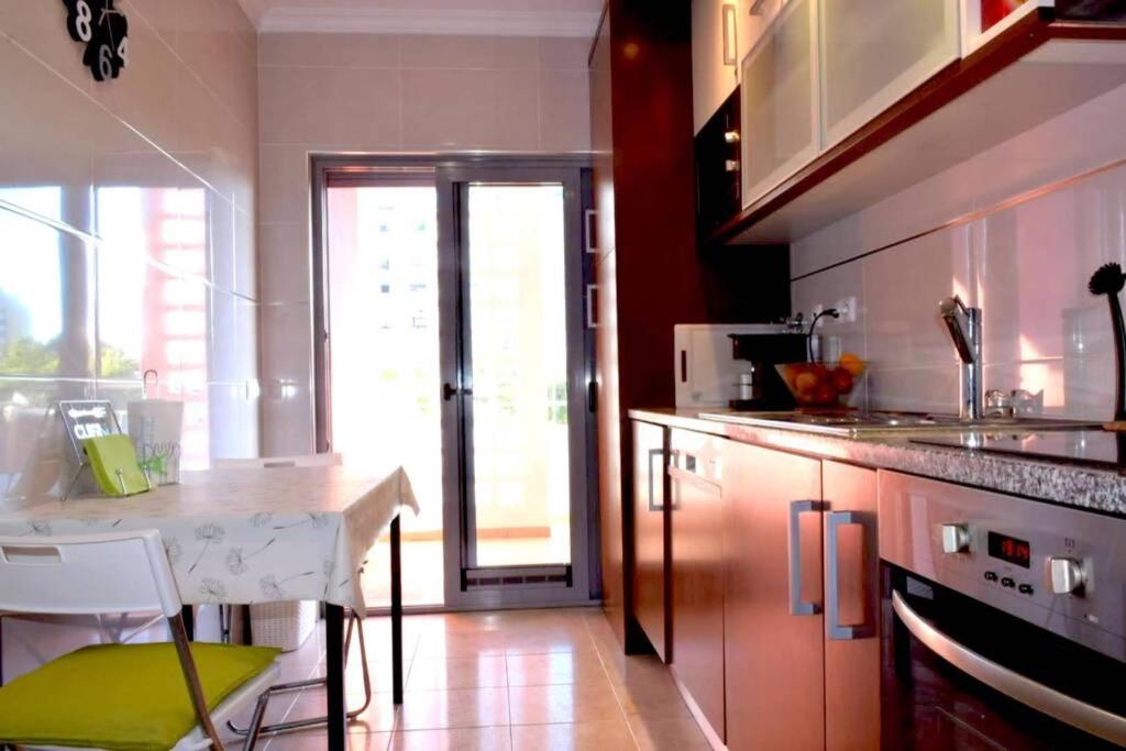 Brina, stylish apartment in Portimão - Housity